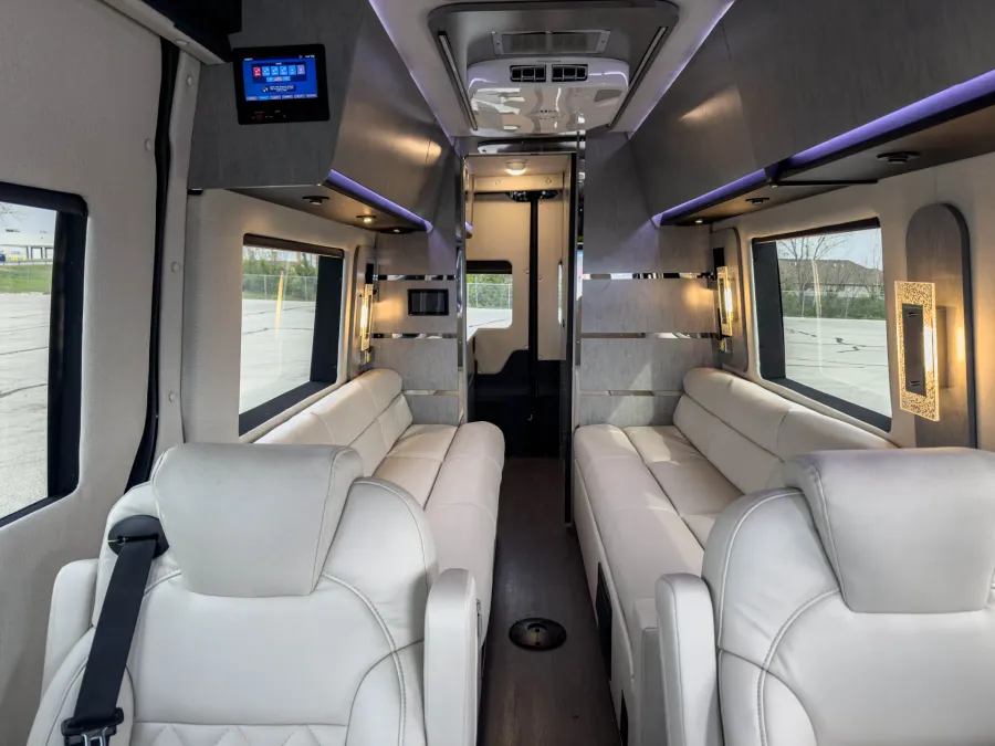 2026 Tiffin GT2 24 CG | Photo 15 of 28
