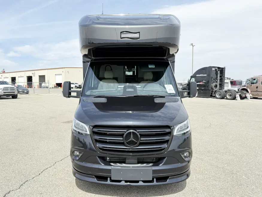 2027 Newmar Freedom Aire 2512 | Photo 22 of 25