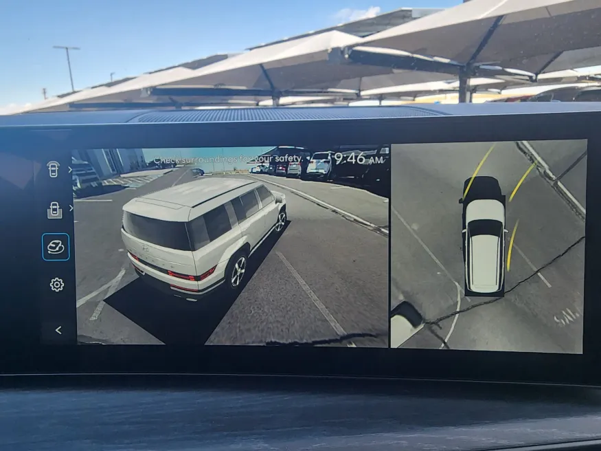 2024 Hyundai Santa Fe Limited | Photo 25 of 30