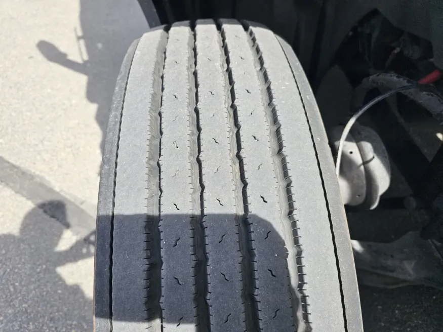 2024 Freightliner Cascadia 126 | Photo 19 of 21