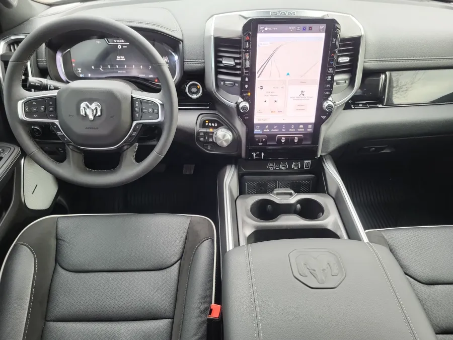 2025 RAM 1500 Laramie | Photo 21 of 26