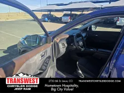 2023 Nissan Rogue SV | Thumbnail Photo 2 of 5