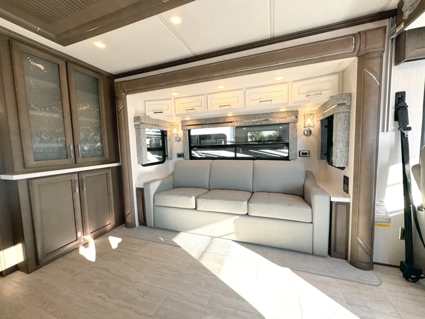 2026 Newmar Ventana 3512 | Photo 6 of 28