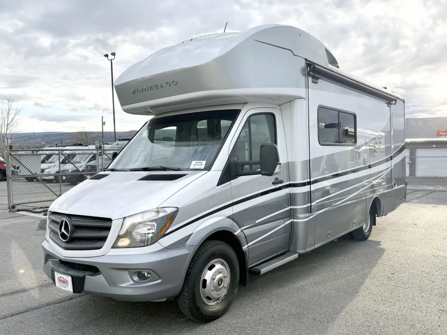 2019 Winnebago Navion 24D | Photo 13 of 13
