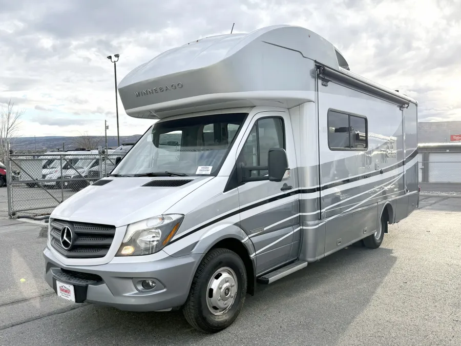 2019 Winnebago Navion 24D | Photo 13 of 13