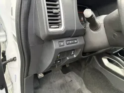 2022 Nissan Frontier SV | Thumbnail Photo 12 of 19