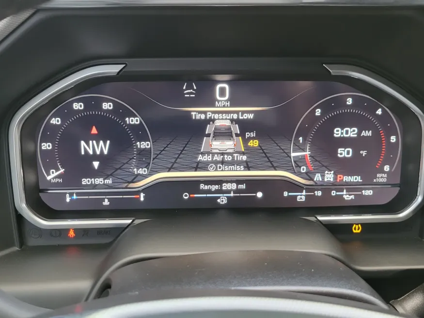 2024 GMC Sierra 2500HD Denali | Photo 13 of 25