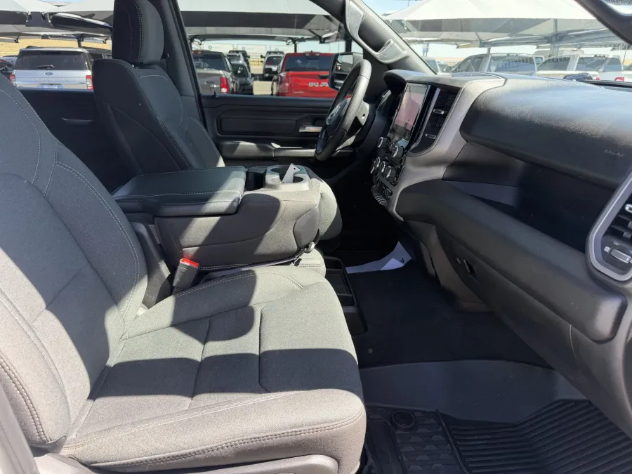 2025 RAM 1500 Warlock | Photo 11 of 18