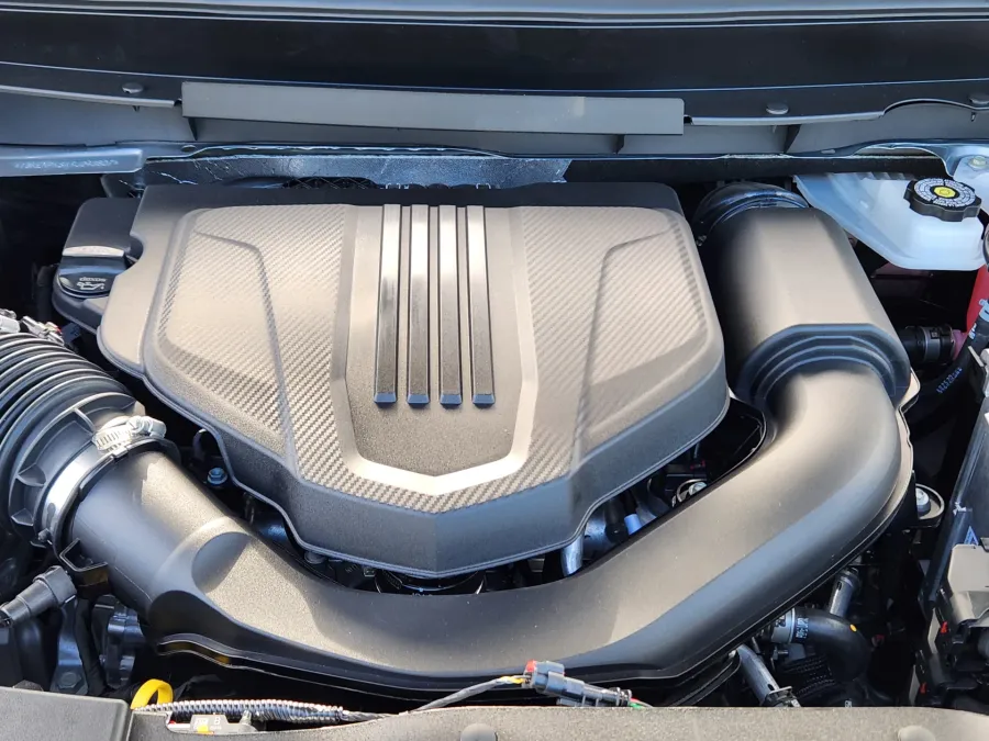 2026 GMC Acadia AT4 | Photo 20 of 22