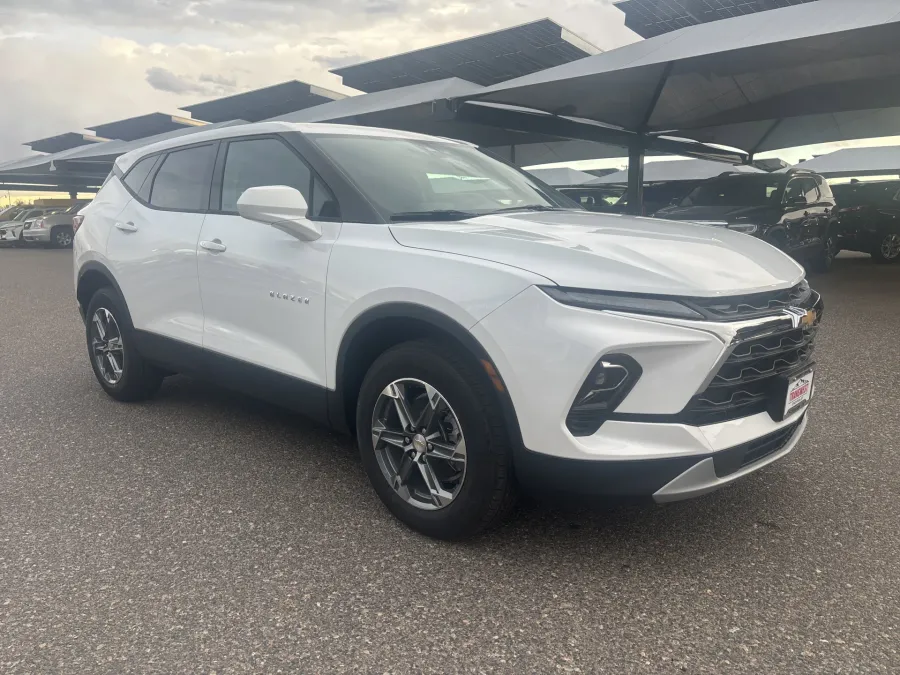 2026 Chevrolet Blazer LT | Photo 6 of 20