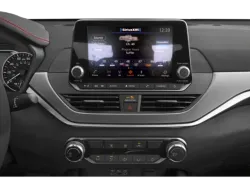 2024 Nissan Altima | Thumbnail Photo 6 of 12