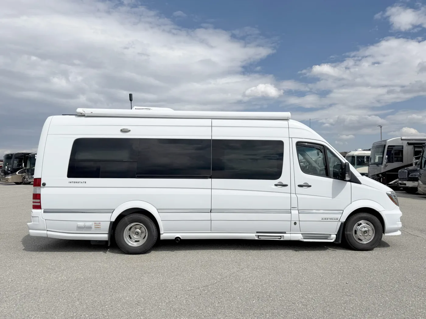 2016 Airstream Interstate EXT Lounge | Photo 2 of 20