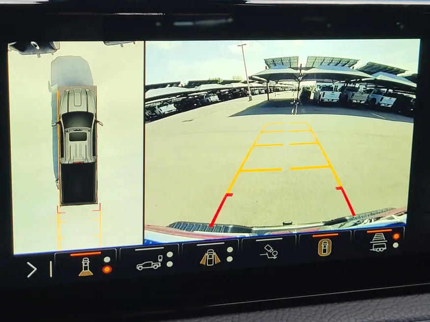 2024 GMC Sierra 2500HD Denali | Photo 15 of 25