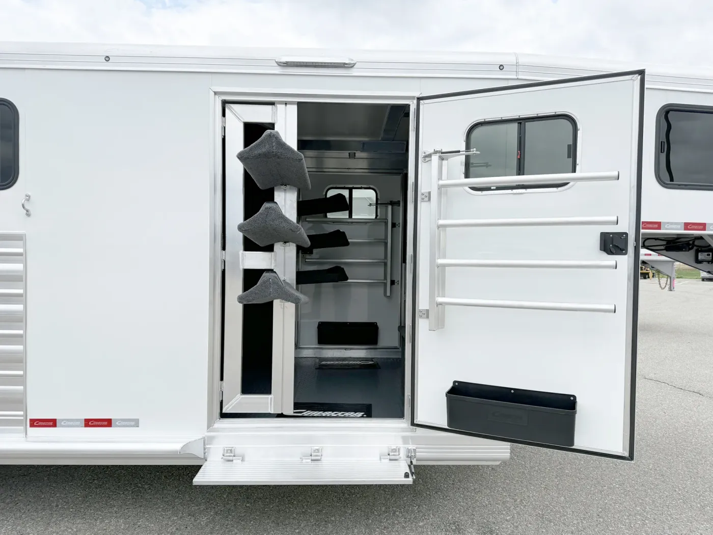 2027 Cimarron Norstar 6HGN | Photo 4 of 19