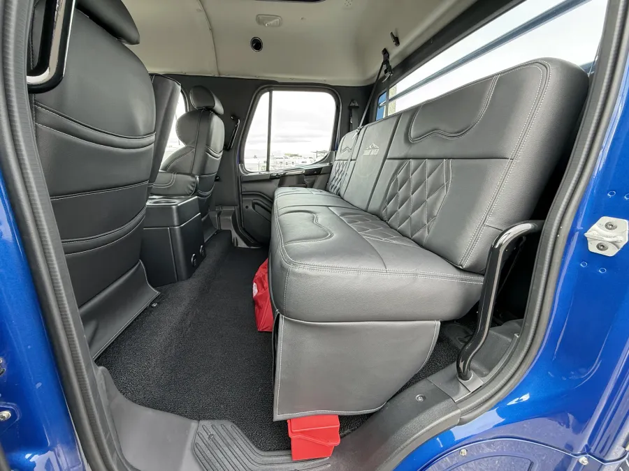 2025 Freightliner M2 106 Plus Summit Hauler | Photo 10 of 24