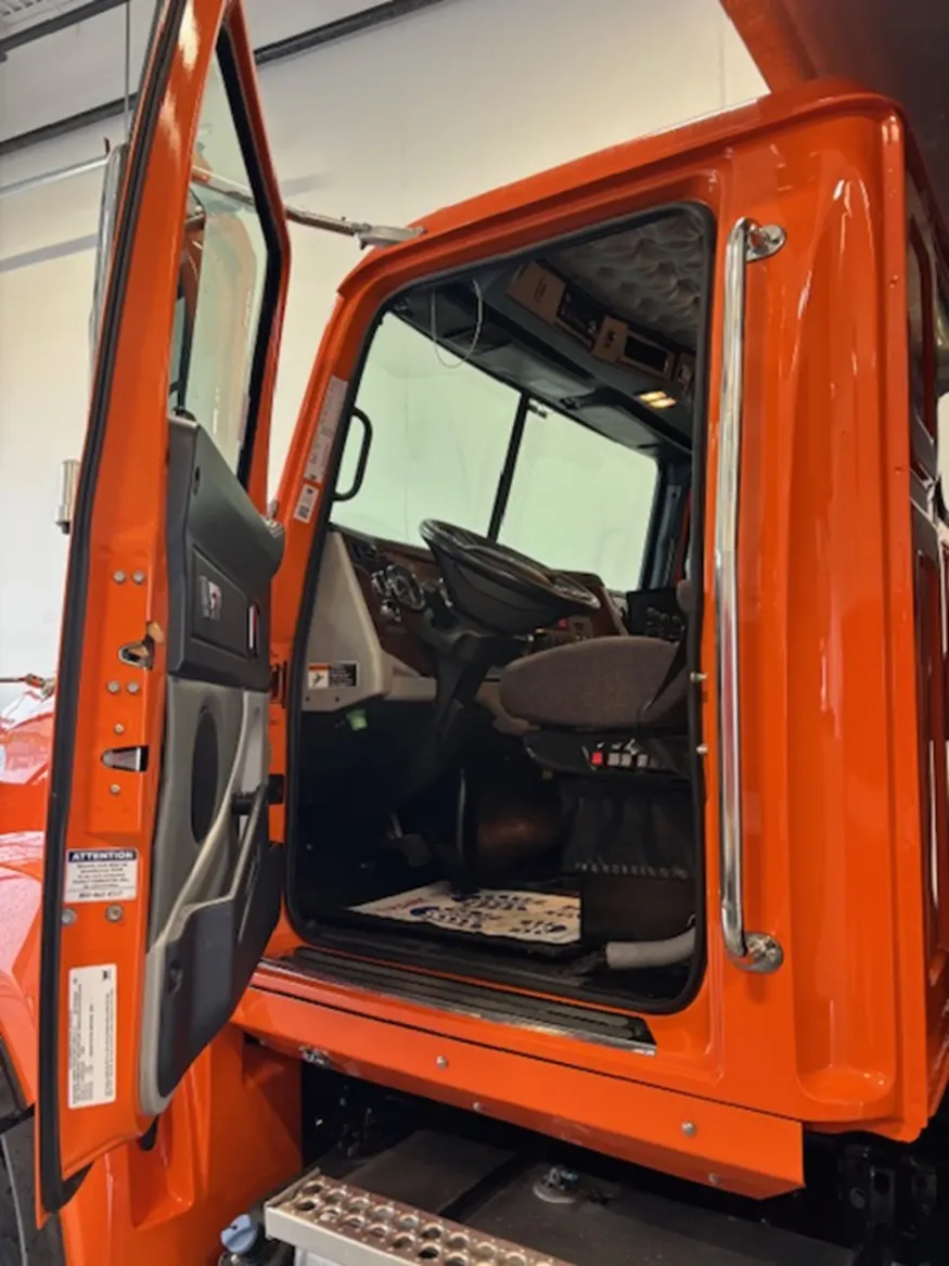 2021 Western Star 4700 | Photo 9 of 14