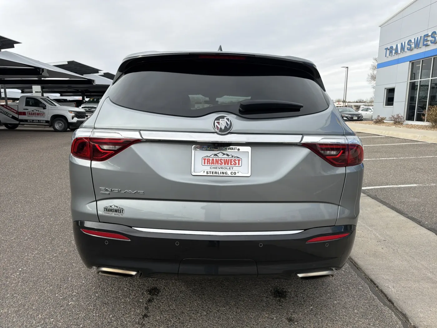 2023 Buick Enclave Premium | Photo 3 of 25