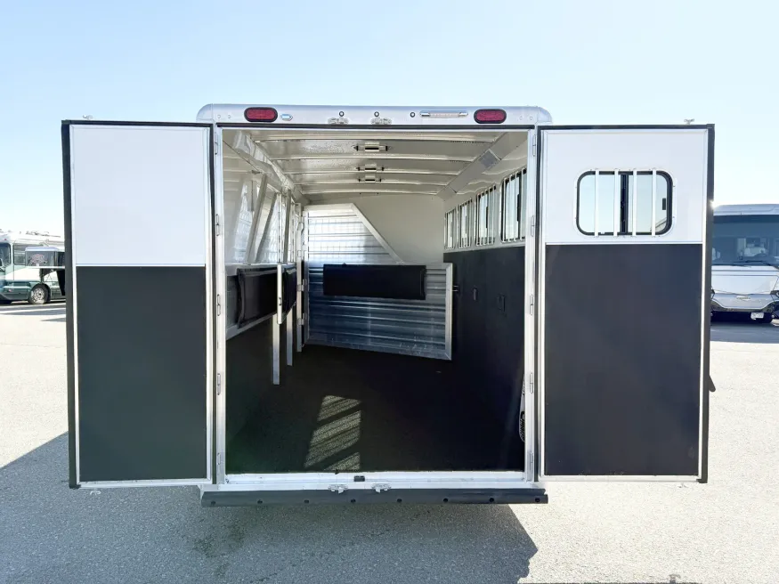 2024 Cimarron Norstar 4HGN | Photo 12 of 18