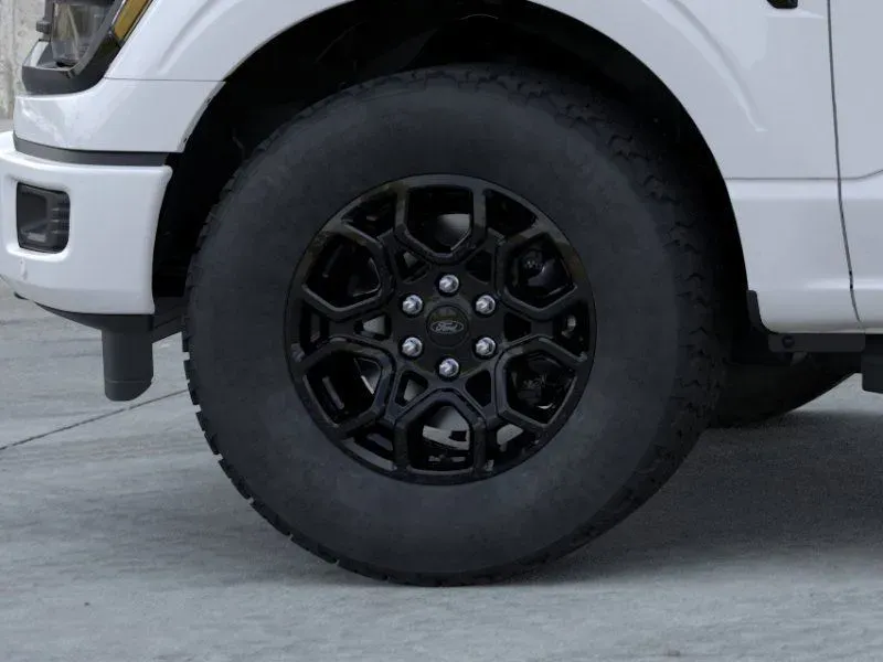 2026 Ford F-150 XLT | Photo 18 of 22