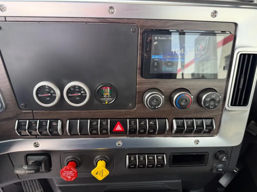 2026 Western Star 47X | Photo 5 of 7