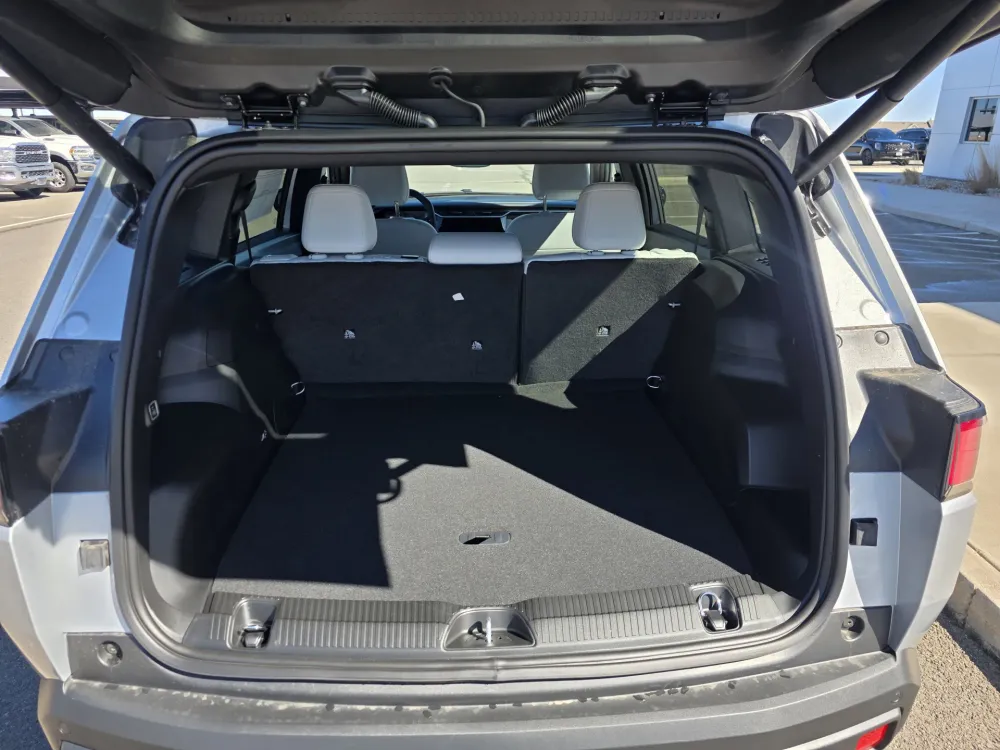 2026 Jeep Cherokee Limited - Photo 12