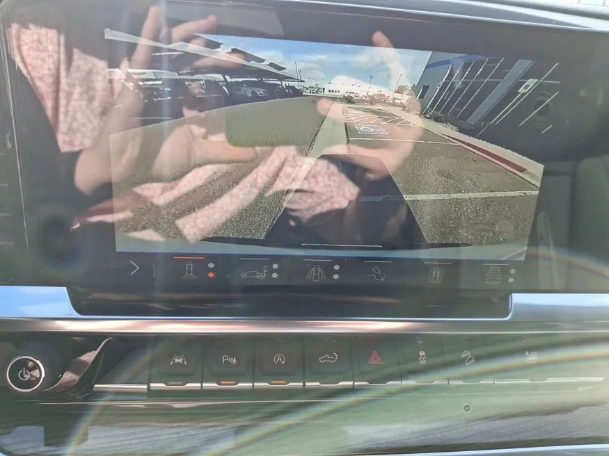 2026 Chevrolet Silverado 1500 LT | Photo 15 of 20