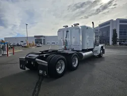 2018 Peterbilt 389 | Thumbnail Photo 8 of 20