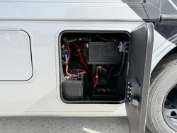 2025 Thor Palazzo GT 33.6 | Thumbnail Photo 27 of 30