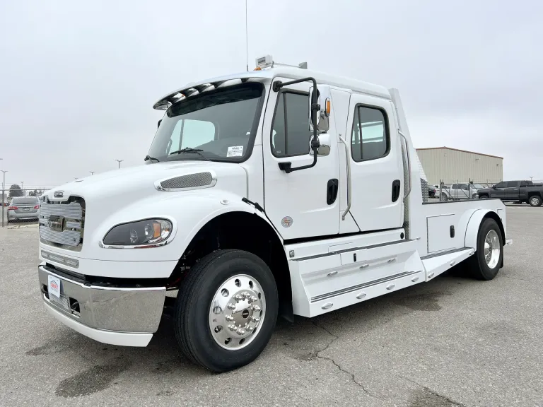 2023 Freightliner M2 106 Summit Hauler