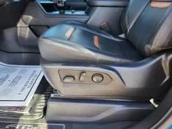 2023 GMC Sierra 1500 AT4 | Thumbnail Photo 9 of 31