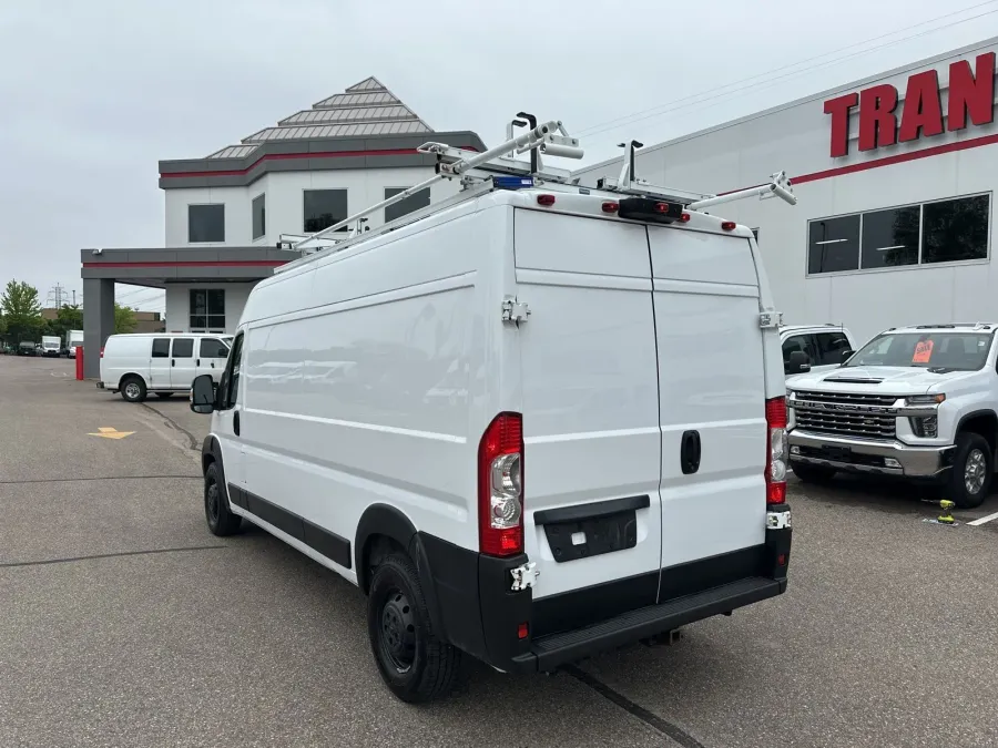 2021 RAM ProMaster 2500 High Roof | Photo 2 of 20
