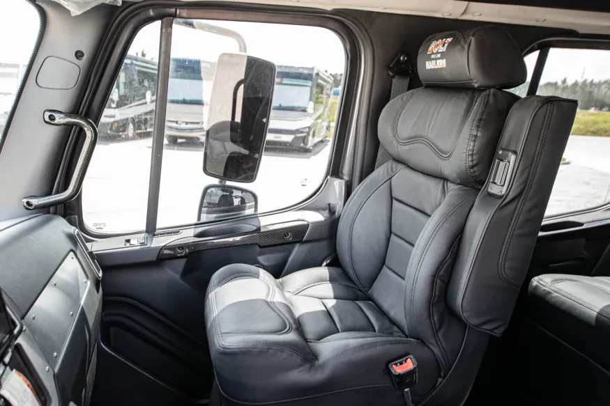 2024 Freightliner M2 106 Bolt | Photo 19 of 25