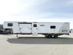 2026 Logan Coach Horse Power | Thumbnail Photo 18 of 24