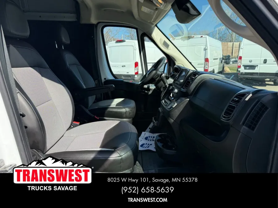 2023 RAM ProMaster 2500 High Roof | Photo 6 of 20
