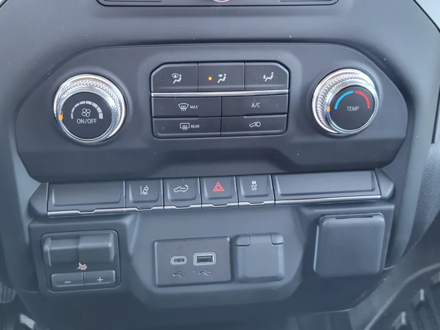 2026 GMC Sierra 2500HD Pro | Photo 15 of 24