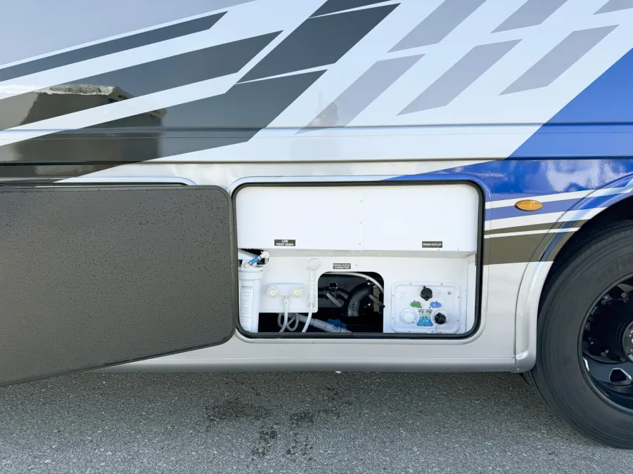 2025 Thor Palazzo GT 33.6 | Photo 29 of 30