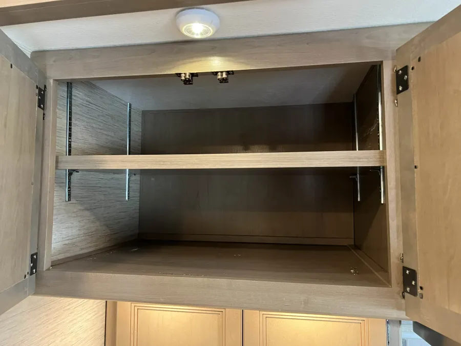 2022 Thor Four Winds 27R | Photo 24 of 37