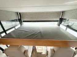 2024 Newmar Bay Star 3626 | Thumbnail Photo 8 of 31