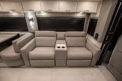 2026 Newmar Mountain Aire 4118 | Thumbnail Photo 14 of 45