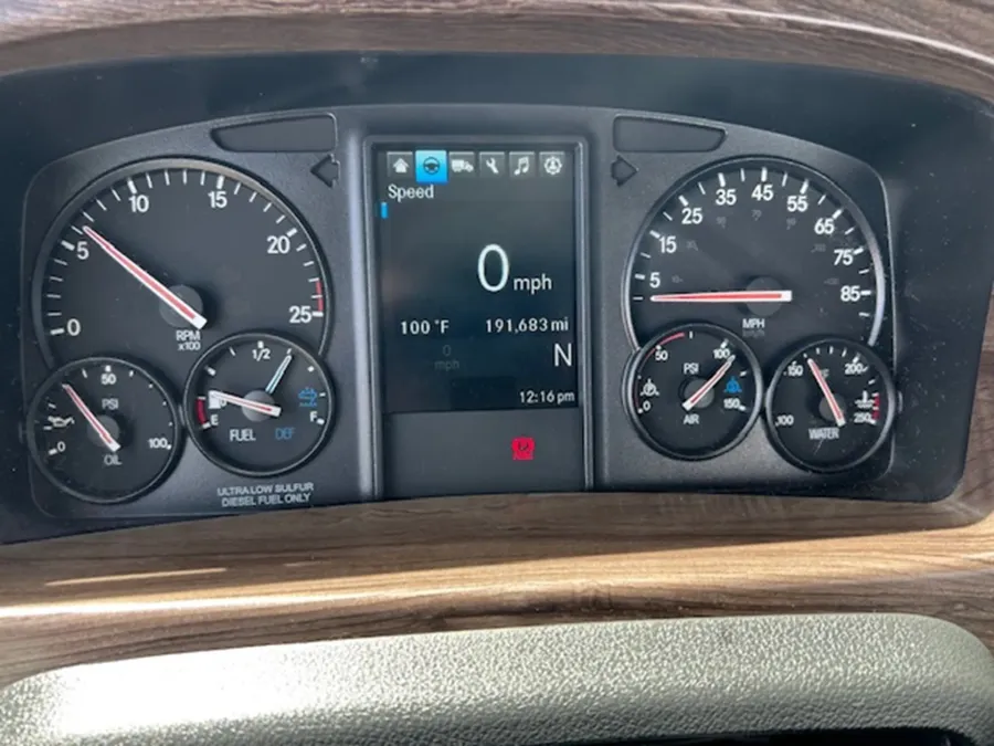 2022 Western Star 49X | Photo 13 of 15