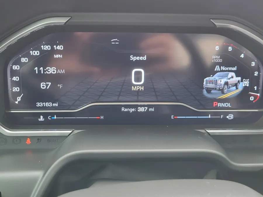 2024 GMC Sierra 2500HD Denali | Photo 13 of 25