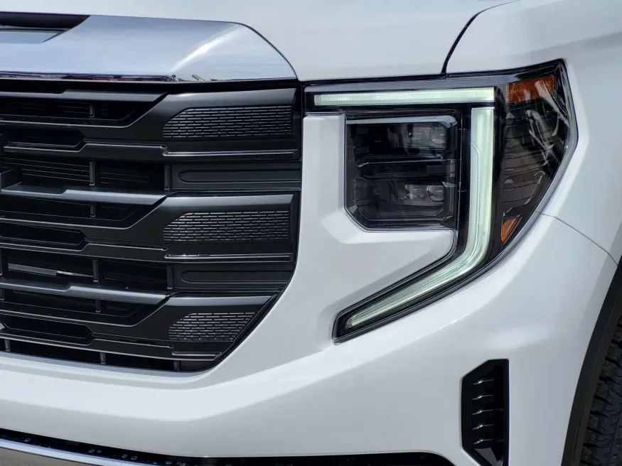 2026 GMC Sierra 1500 Pro | Photo 7 of 24
