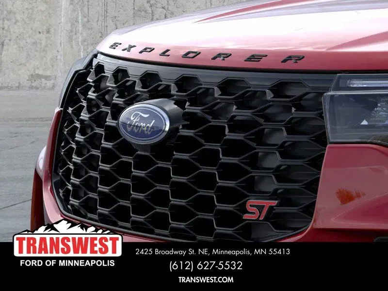 2026 Ford Explorer ST | Photo 16 of 23