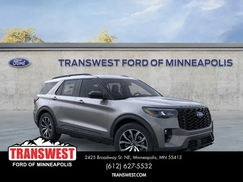 2026 Ford Explorer ST-Line | Photo 6 of 23