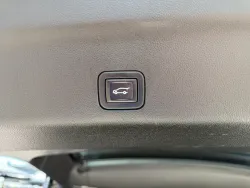 2024 GMC Yukon XL SLT | Thumbnail Photo 9 of 22