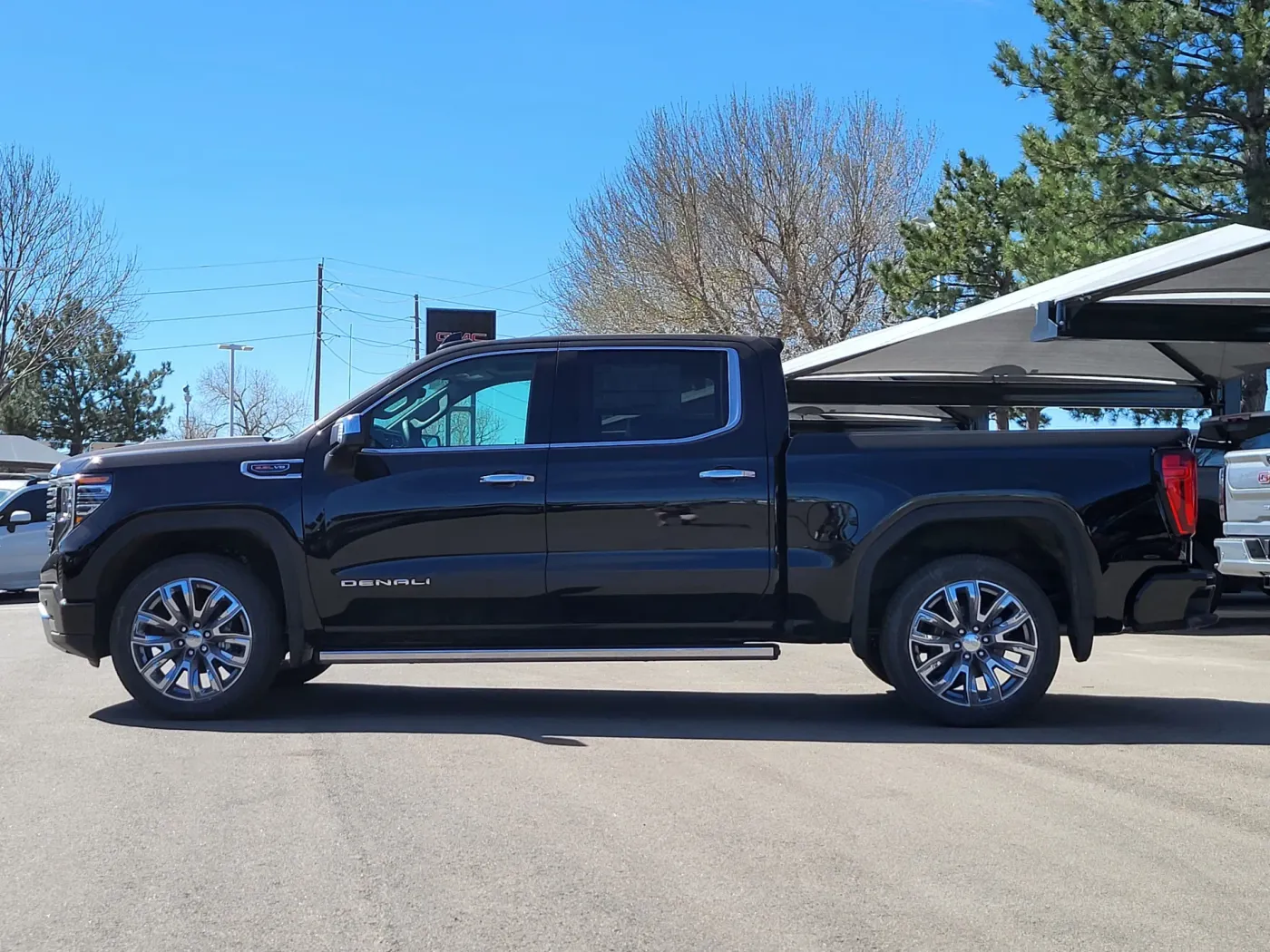 2026 GMC Sierra 1500 Denali | Photo 3 of 26