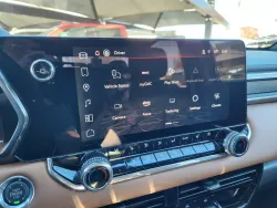 2025 GMC Canyon 4WD AT4 | Thumbnail Photo 23 of 28