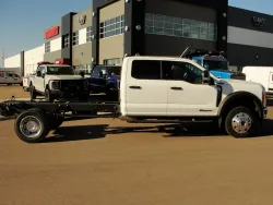 2026 Ford Super Duty F-550 XLT | Thumbnail Photo 8 of 23