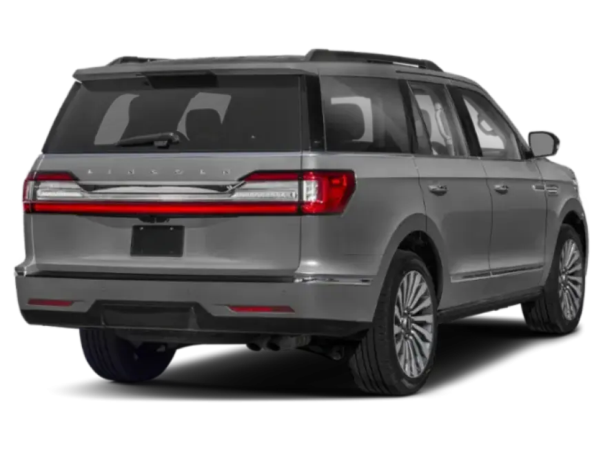 2019 Lincoln Navigator | Photo 1 of 14