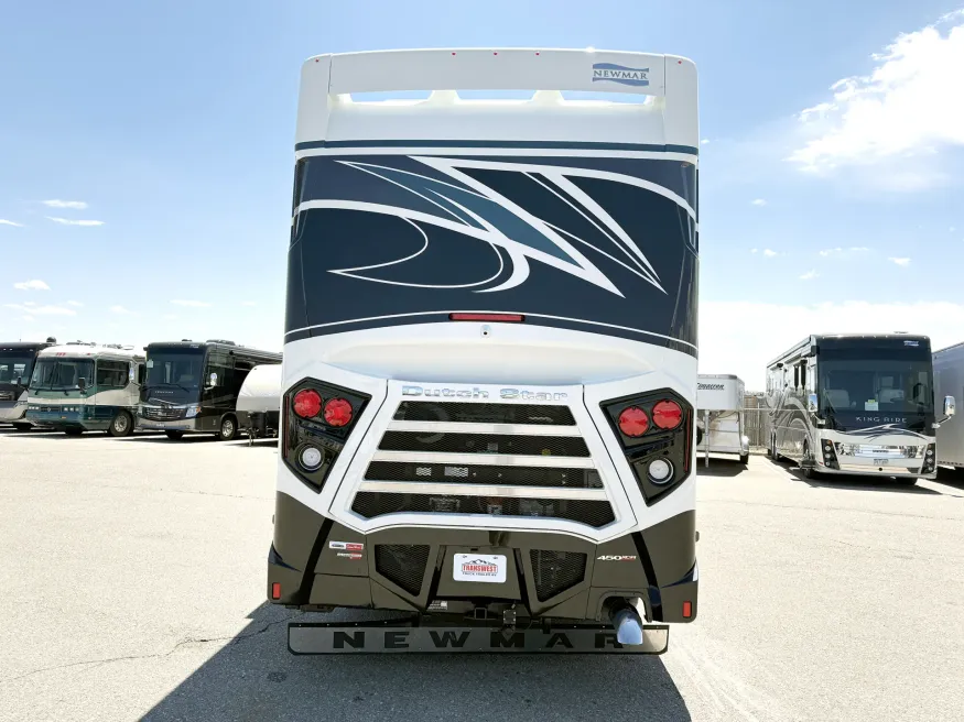 2026 Newmar Dutch Star 4081 | Photo 21 of 32